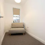 Goulder House- Close To Motorway & Co-Op Live