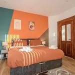 Modern & Spacious 4-bedroom Home, Family & Contractor Friendly, Prázdninový dům