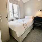 Comfortable Quarto em Acomodações Particulares *