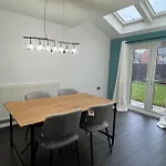 度假居 Central Property *