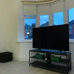 Modern 3-br On Edge Of Center With Free Parking *