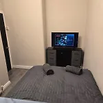 度假居 Spacious 3br With Free Parking Ideal For Business & Contractor Sleeps Up To 6