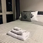 Beautiful Quay House Manchester