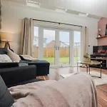 Prázdninový dům E-haven - Etihad-coop Live-free Parking-pool Table Manchester