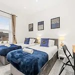 5br Contractor Hub - Free Parking - 20 Percent Off Monthly Hébergement de vacances