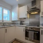 Modern 2-bed In Swinton By Mcpi Hosting, Perfect For Families & Contractors Ferienhaus Manchester