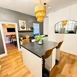 別荘 3br House Near Old Trafford With Games Sleeps 8 *