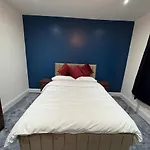 Penzion Mayford Shared House Manchester