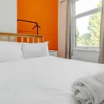Exotic 4bd, Etihad, Coop Arena - Tv In And Outdoor Dining *