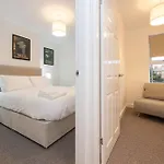 Tatil Evi Goulder House- Close To Motorway & Co-Op Live