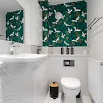 E-haven - Etihad-coop Live-free Parking-pool Table