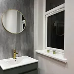 Large Luxury 4 Bedroom With Parking * マンチェスター