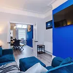 Ideal Group 3br House For 8 Parking 別荘
