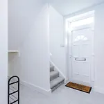 Дом отдыха Pearl Reside - Sleeps 5, Free Parking & 5 Mins Centre