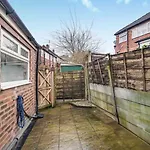 Guestready - Cozy 3-bedroom In Droylsden 4* Manchester