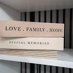 Spacious 4 Bed Ideal For Business & Long Term Stays, Free Parking