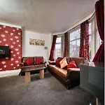 Prázdninový dům Modern 3br Sleeps 7 Parking