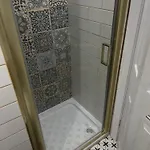 بيت ضيافة Hendham - Near Etihad Stadium, Coop Live Arena, National Cycling Centre & 24 Hour Asda