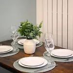 5br Contractor Hub - Free Parking - 20 Percent Off Monthly Hébergement de vacances Manchester