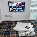 Konukevi Etihad Coop Arena Centre 3*