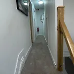 بيت ضيافة Hendham - Near Etihad Stadium, Coop Live Arena, National Cycling Centre & 24 Hour Asda