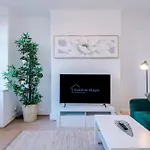 Free Park Stunning 3bedroom In 曼彻斯特