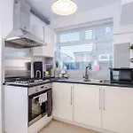 Free Park Stunning 3bedroom In