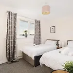 Lavish & Comfy - Contractors And Long - Close To Piccadilly & Etihad - Fast Speed Wifi - Sleep 7 公寓