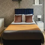Designer Penthouse In With Parking Manchester