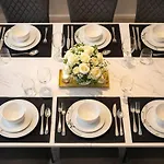 4bdr Contractor Hub - Sleeps 7 - Free On Street Parking Manchester