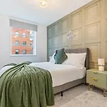 2-bed Apt-sleeps 5-long Stays-oxford St Апартаменты Манчестер