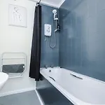 1br By Kammili - Near Centre, Universities & Hospital * Manchester