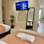 Appartement Boutique Centre Apartment, Balcony, Parking *