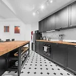 3 Bed Oxford Road Flat Centre Manchester