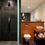High-end Modern Two-bedroom *