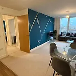 Luxury 5 Bed Centre * Manchester