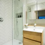 Stylish Modern Escape In The Heart Of Apartmán *