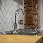 King Bed Flat In The Heart Of The - Pass The Keys Manchester