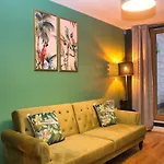 Apartmán Spacious 2br By Torr Group With Free Underground Allocated Parking *