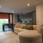 Apartmán Equinox 5 Mins From Victoria Station Manchester