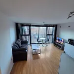 2 Bed 2 Bath Apartment,500 Meter's From Deansgate Close To Ao Arena