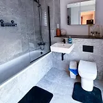 Luxury 2bed Flat Around Victoria St Feriehus Manchester