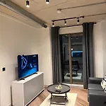 Modern 2br In Piccadilly Apartman