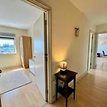 Premium 2 Bedroom In With Parking * Manchester