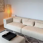 Apartment Modern In *