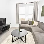 Spacious & Bright 1bed Nr Etihad Stadium Manchester