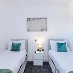 Apartment Centre, Luxury Penthouse