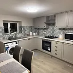 Apartmán Stylish 1-bed Ideal For 2 Guests *