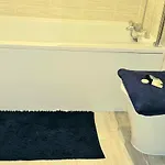 Appartement Luxury 2 Bed Apartment, Kingsize Beds, 2 Bathrooms *