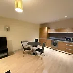 Apartmán Spacious 2-bed In Centre *